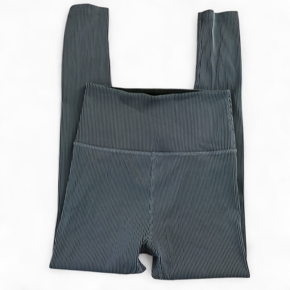 BEYOND YOGA Ribbed Dimensions High Waisted Midi Legging Size Large